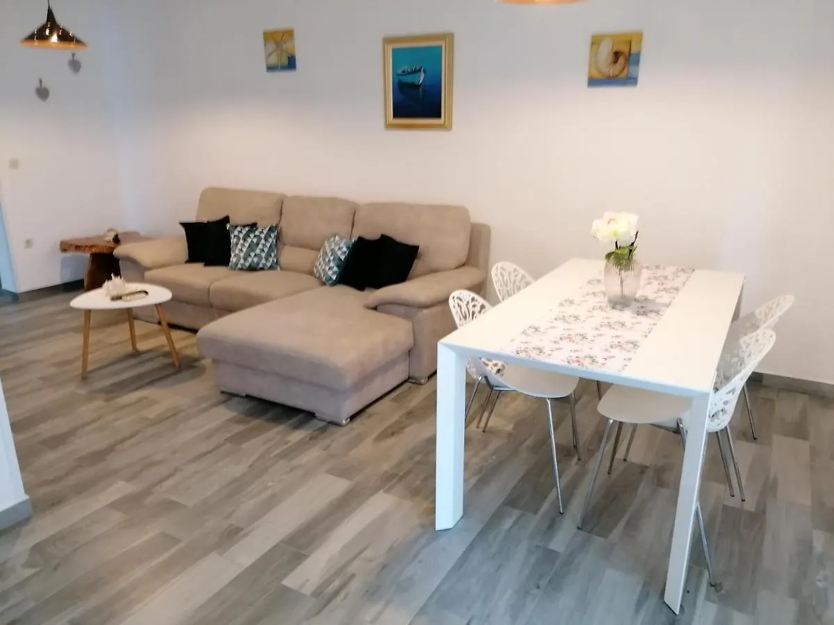 Daire Apartman Rafael Medulin
